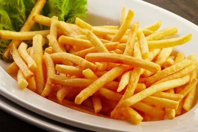 Ufarlige pommes frites til børn som på McDonald's: en opskrift trin for trin