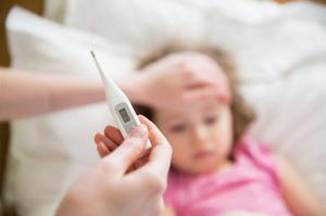 4 vigtigste regler for forebyggelse af meningitis, som alle forældre skal huske