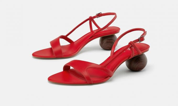 Læder sandaler med runde hæle Mango, at prisen på 4999 rubler