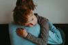 Barnet er bange for at bo alene i huset: 6 måder at håndtere angst